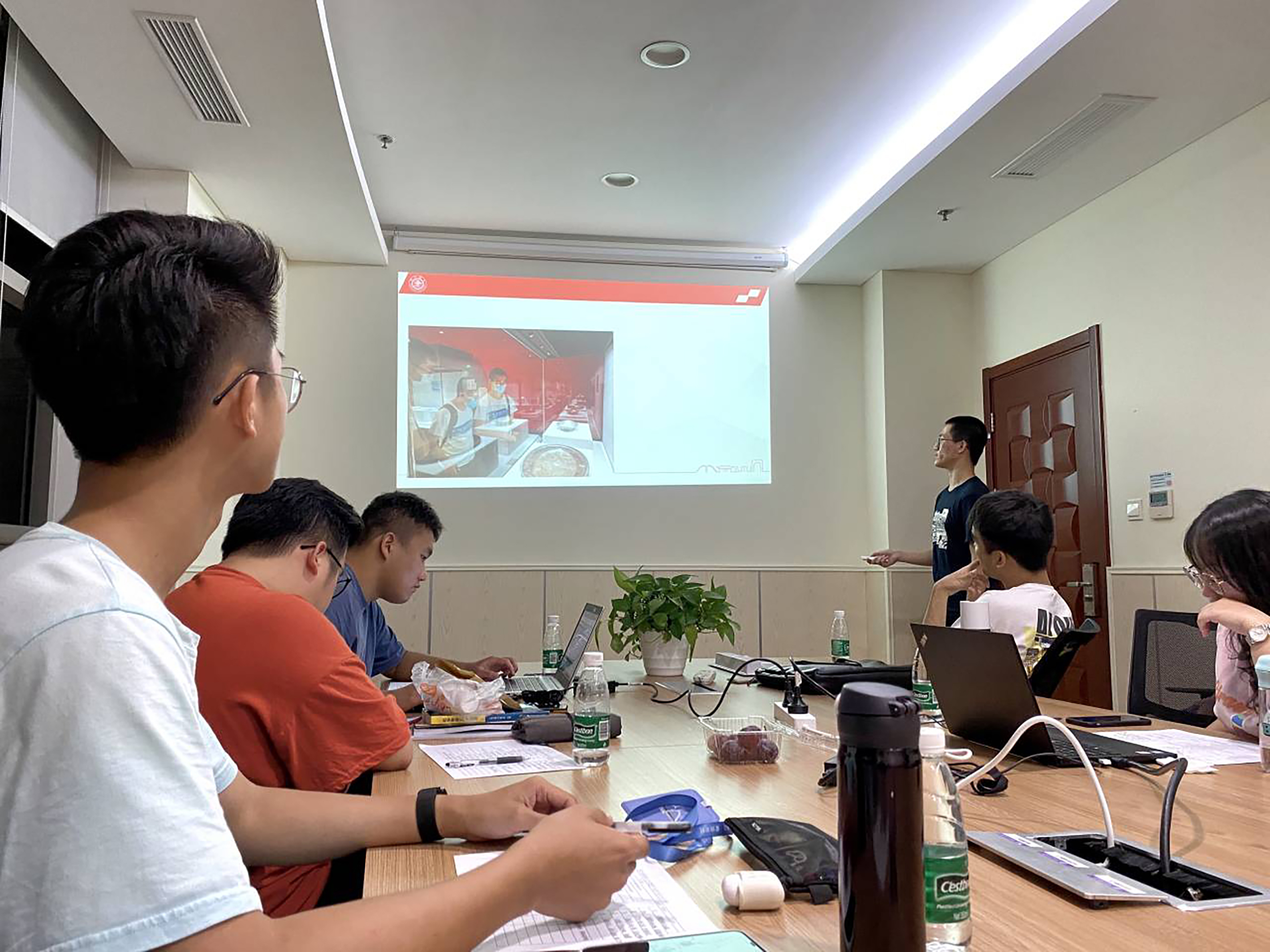图2.jpg 图2.jpg