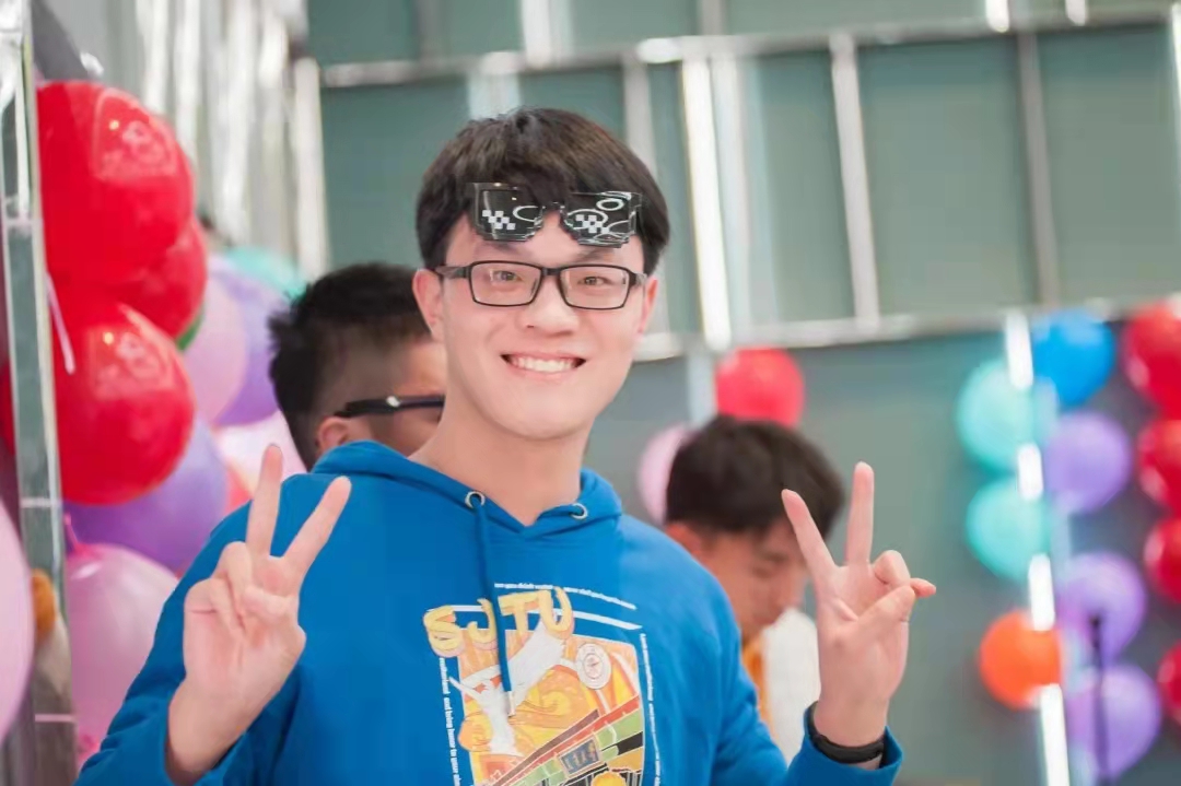 1647259616658870.jpg 杨新宇(2).jpg