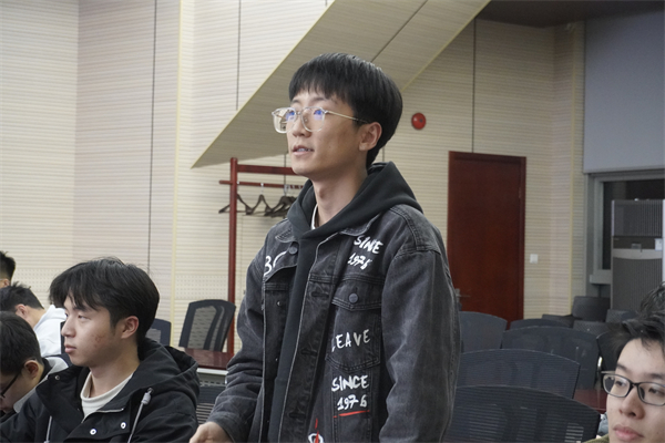 1679570851186673.jpg 图8尹昊分享个人体会.jpg